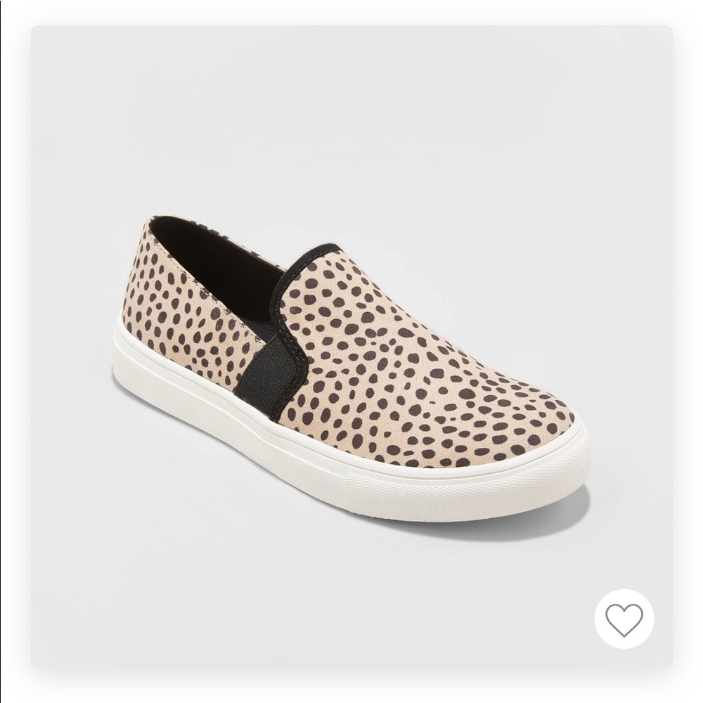 Universal Thread leopard sneakers